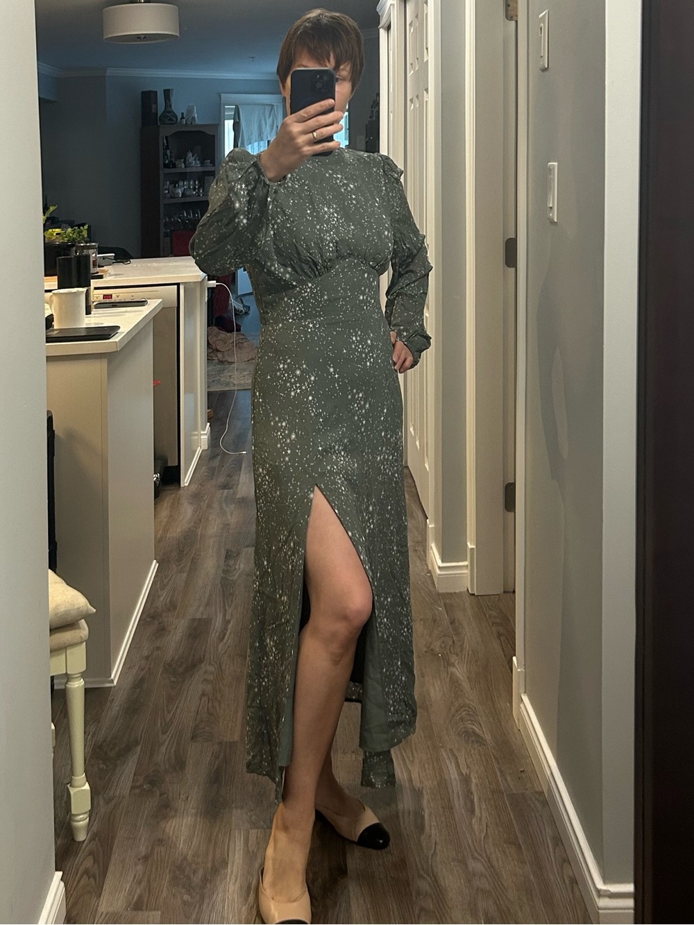 Elegant Open-Back Green Gray Dress